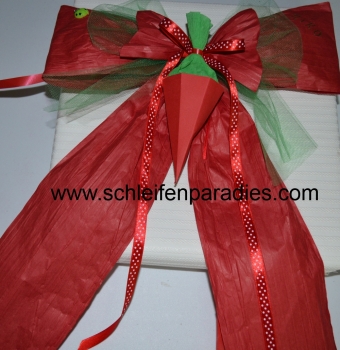 Schultütenschleife mit Mini-Schultüte aus Papier und Tüll zum Befüllen
