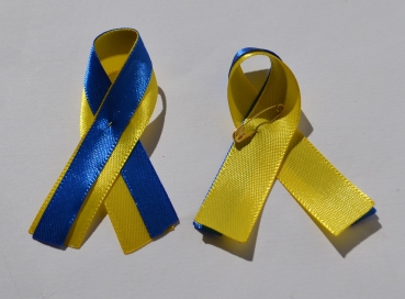 Solidaritätschleife Schweden / Ukraine,  Charity Anstecker blau gelb, Awareness Ribbons