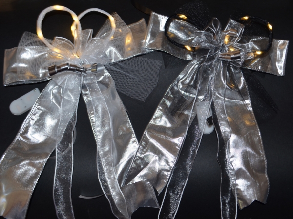 LED-Dekoschleife, Silber mit weiss, oder  silber mit schwarz oder Ihre Wunschfarbe  26x32cm große Fertigschleife