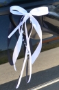10 hochwertige Handgemachte Weisse / Ivory Antennenschleifen mit Perlen Herz, Auto Schleifen, Hochzeit Deko, Autoschmuck