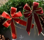 4 x Schleife rot mit dickem Goldrand, Christbaumschleife und Geschenkschleife