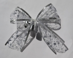 Organzaschleife weiss-silber- oder schwarz-silber transparent mit Weihnachtsmotive