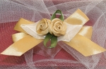 Geschenkschleife selbstklebend - Dekoschleife - Rosentraum - Goldfarbiger Satin  Schleife - für alle Festtage, Hochzeit, Geburtstag